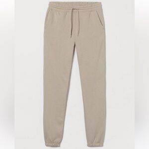 H&M Nude Sweatpants. Women’s size small. Never worn Tags on.